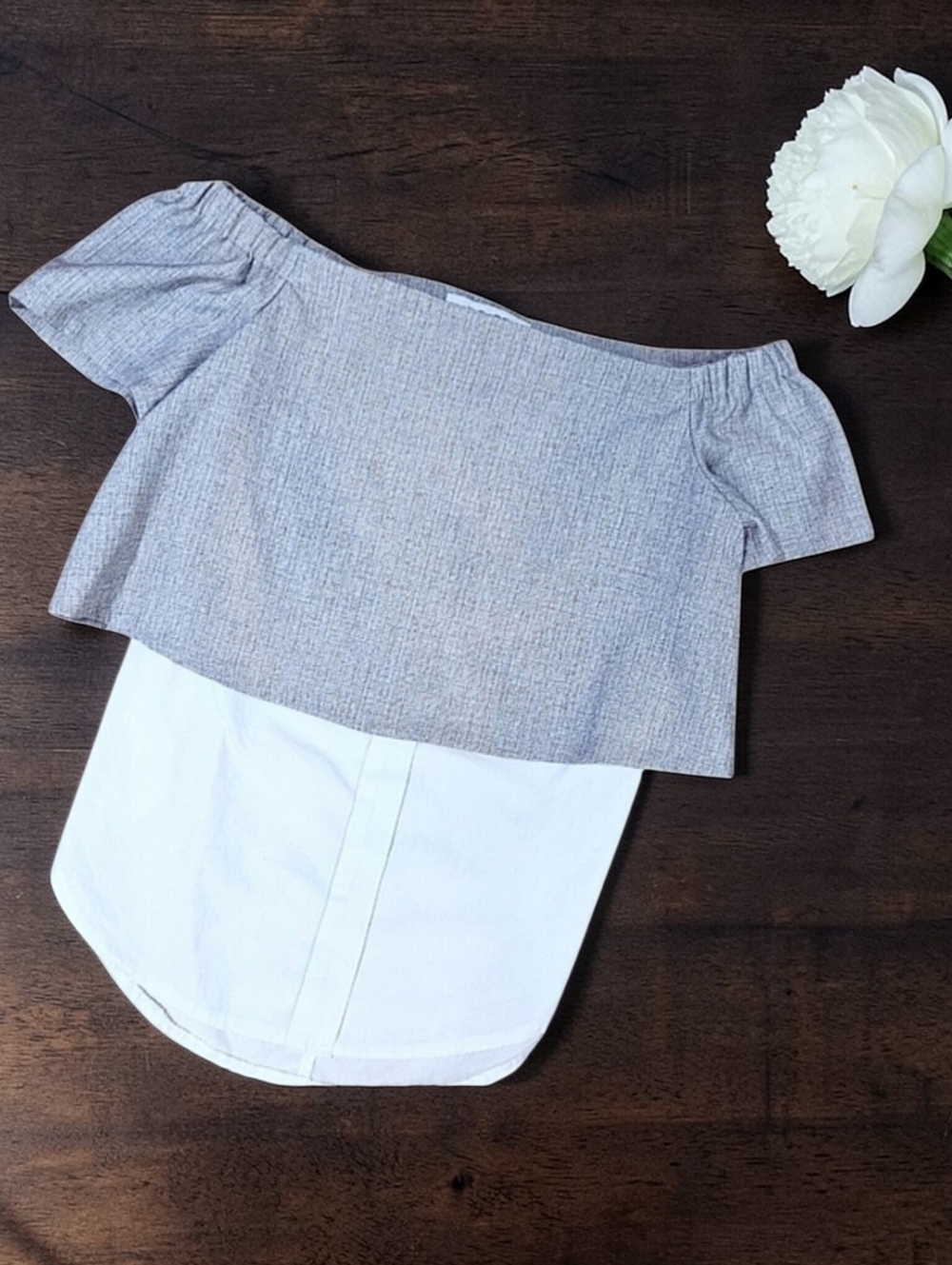 Do + Be Gray And White Dual Layered Off The Shoulder Blouse Size Small